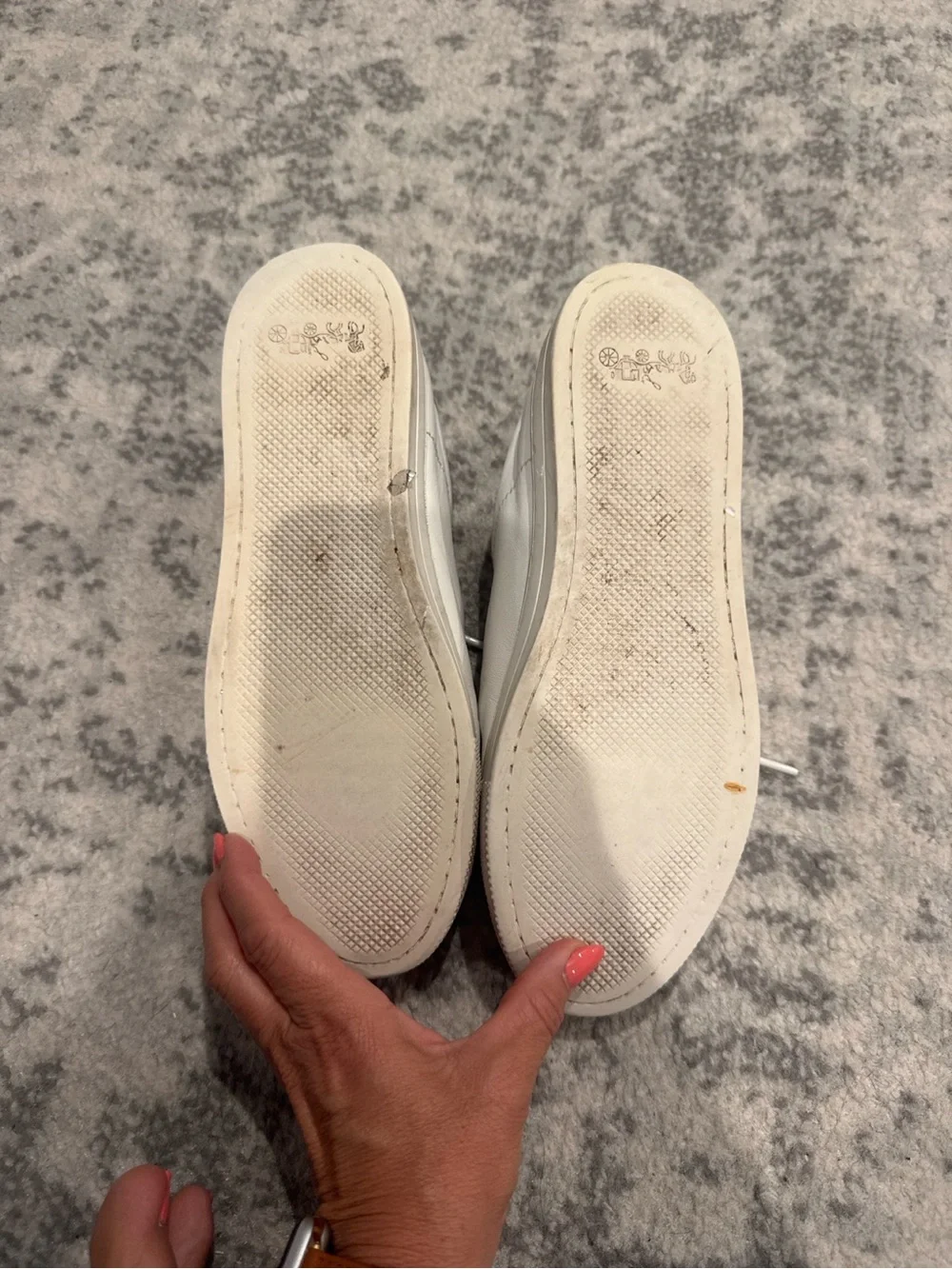 Women’s Coach New York White Leather Low Top Sneakers Floral Heel Lace Up 8.5